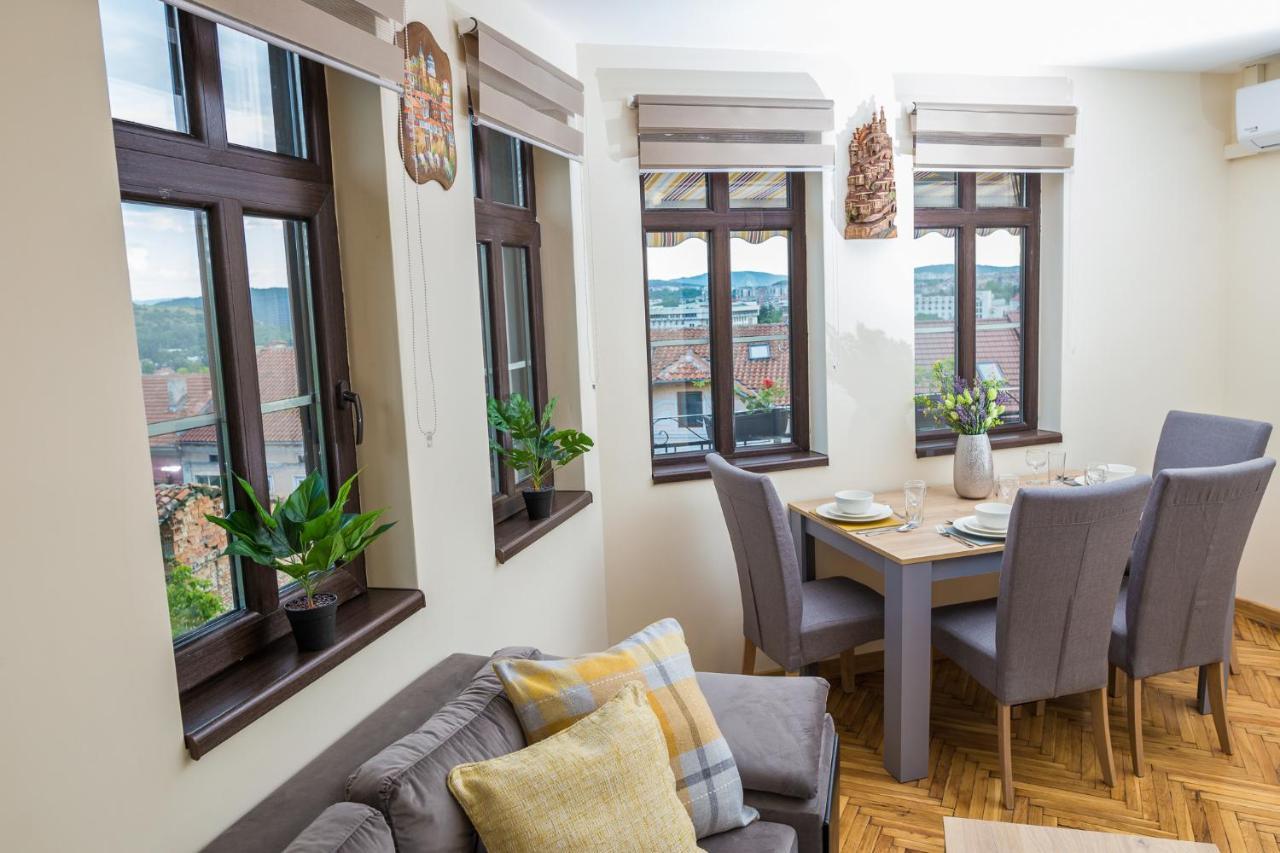 Apartment Zdravets, In The Heart Of The Old City Veliko Tărnovo Exteriör bild